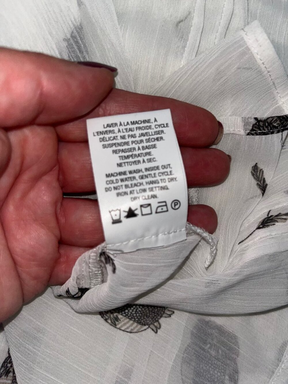 Reitmans White Owl Feather Print Ruffle Pintuck Blouse L - Picture 4 of 5